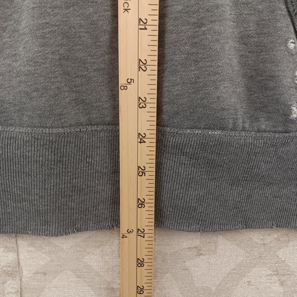 Ruehl No.925 Greenwich NY Mens Gray Hoodie Pullover Distressed Details Medium - Picture 4 of 11
